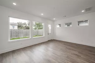 4605 Terry St, Houston, TX 77009 - Photo 8