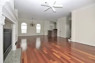 707 Welch, Houston, TX 77006 - Photo 6