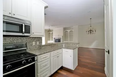 707 Welch, Houston, TX 77006 - Photo 8