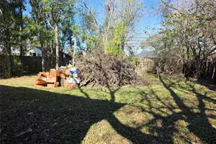 5408 Lillian St, Baytown, TX 77521 - Photo 6