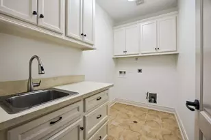 4911 Imperial St, Bellaire, TX 77401 - Photo 32