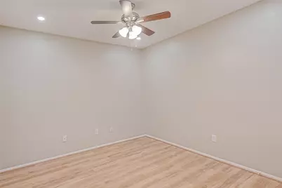 2302 Brook View Lane, Sugar Land, TX 77479 - Photo 26