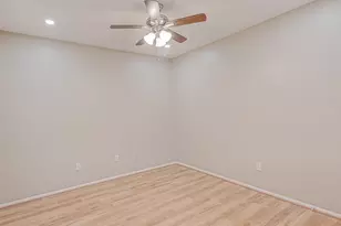 2302 Brook View Ln, Sugar Land, TX 77479 - Photo 26
