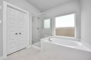 68 Thickets Grv Dr, Dayton, TX 77535 - Photo 22