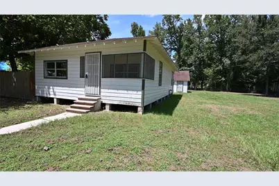 701 Clay Street, Cleveland, TX 77327 - Photo 4