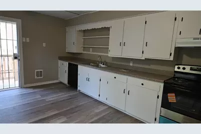 701 Clay Street, Cleveland, TX 77327 - Photo 28
