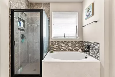 18118 Banpo Court, Houston, TX 77044 - Photo 16
