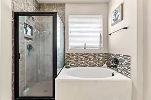 18118 Banpo Ct, Houston, TX 77044 - Photo 16
