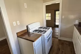 425 3rd St, Jasper, TX 75951 - Photo 6