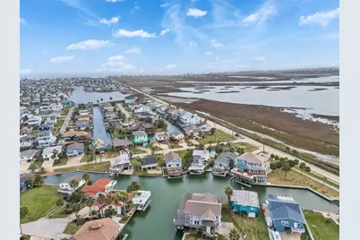16703 Curlew Road Road, Jamaica Beach, TX 77554 - Photo 36