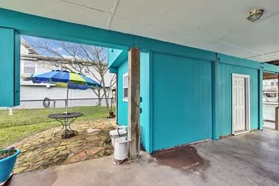 16703 Curlew Road Road, Jamaica Beach, TX 77554 - Photo 22