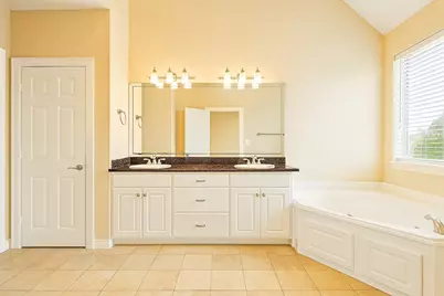 2423 Ralph Street, Houston, TX 77006 - Photo 12