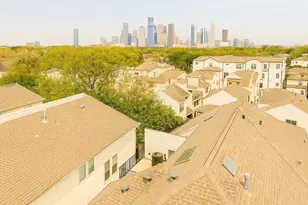 2423 Ralph St, Houston, TX 77006 - Photo 32