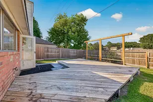 16026 Sweetwater Creek Dr, Houston, TX 77095 - Photo 44