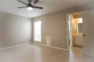 7310 Westbranch Dr, Houston, TX 77072 - Photo 14