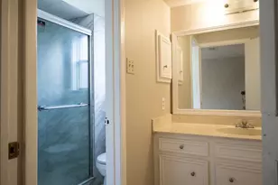 7310 Westbranch Dr, Houston, TX 77072 - Photo 16