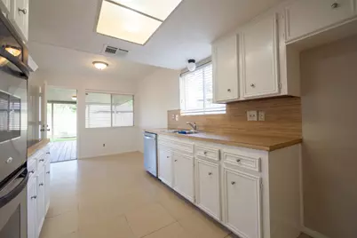 7310 Westbranch Drive, Houston, TX 77072 - Photo 10