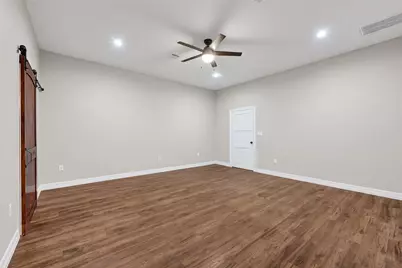 7045 Cayton Street, Houston, TX 77061 - Photo 18