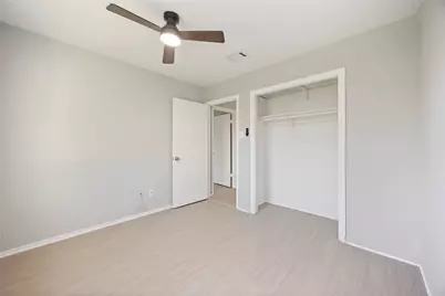 2302 Green Knoll Drive, Houston, TX 77067 - Photo 26