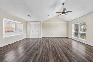 1017 Nantucket Dr, Houston, TX 77057 - Photo 12
