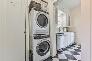 4804 Crockett Blvd, Galveston, TX 77551 - Photo 18