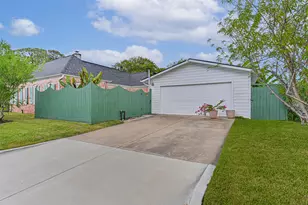 4804 Crockett Blvd, Galveston, TX 77551 - Photo 26