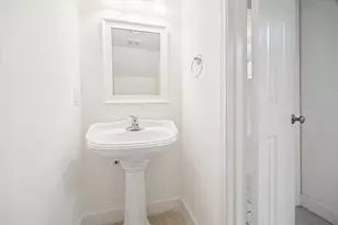 3776 Lake St, Houston, TX 77098 - Photo 12