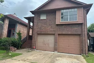 138 Coffee Ln, Lake Jackson, TX 77566 - Photo 1