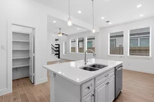 9438 Garden Gate Dr, Missouri City, TX 77459 - Photo 12