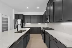 9438 Garden Gate Dr, Missouri City, TX 77459 - Photo 8