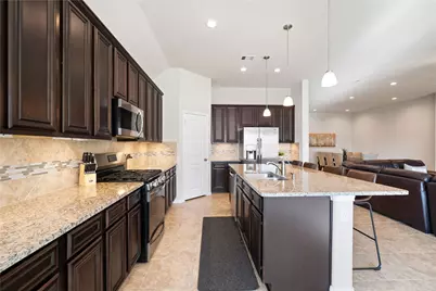 14300 Congaree Court, Conroe, TX 77384 - Photo 12