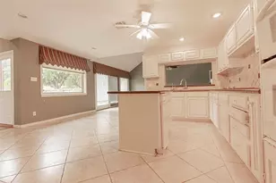 13103 Rincon Dr, Houston, TX 77077 - Photo 12