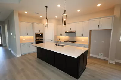 12207 Canal View Boulevard, Mont Belvieu, TX 77523 - Photo 6