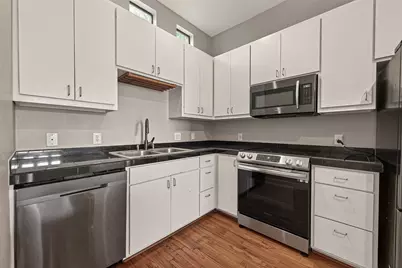 3501 Link Valley Drive #303, Houston, TX 77025 - Photo 8
