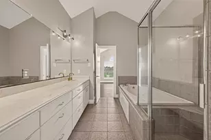 3501 Link Valley Dr., Houston, TX 77025 - Photo 18