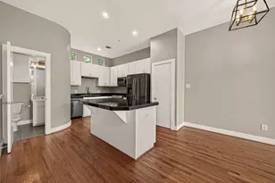 3501 Link Valley Dr., Houston, TX 77025 - Photo 6