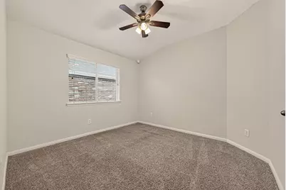 13109 Rippling Creek Lane, Pearland, TX 77584 - Photo 14