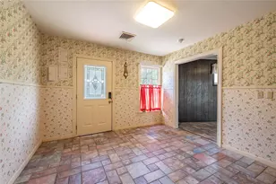 418 E Strand St, El Campo, TX 77437 - Photo 14