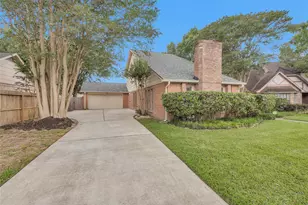 2238 Hickory Lawn Dr, Houston, TX 77077 - Photo 6