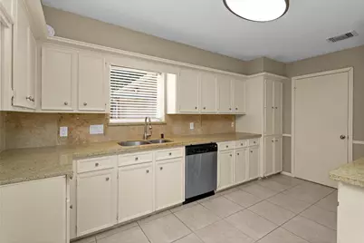 2238 Hickory Lawn Drive, Houston, TX 77077 - Photo 12