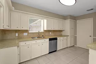 2238 Hickory Lawn Dr, Houston, TX 77077 - Photo 12