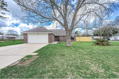 3706 Live Oak Street, Damon, TX 77430 - Photo 1