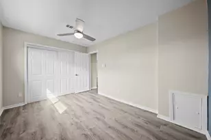 1725 Avenue O, Galveston, TX 77550 - Photo 14