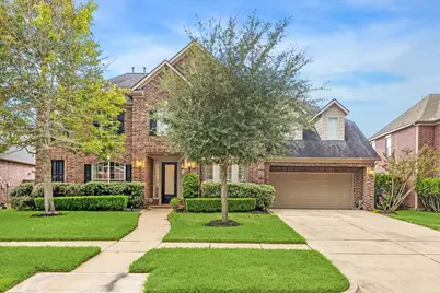 7922 Emerald Haven Drive, Sugar Land, TX 77479 - Photo 2