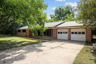 1290 Plantation Dr, Crockett, TX 75835 - Photo 2