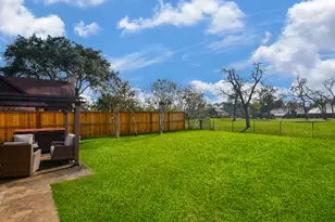 2842 W Pebble Beach Dr, Missouri City, TX 77459 - Photo 34