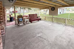 130 Elm St, Flatonia, TX 78941 - Photo 12