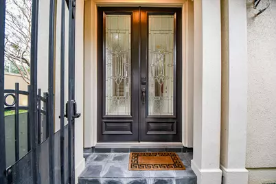 2094 Brentwood Drive, Houston, TX 77019 - Photo 8