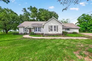 8111 Main St, Needville, TX 77461 - Photo 1
