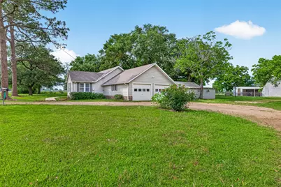 8111 Main Street, Needville, TX 77461 - Photo 2